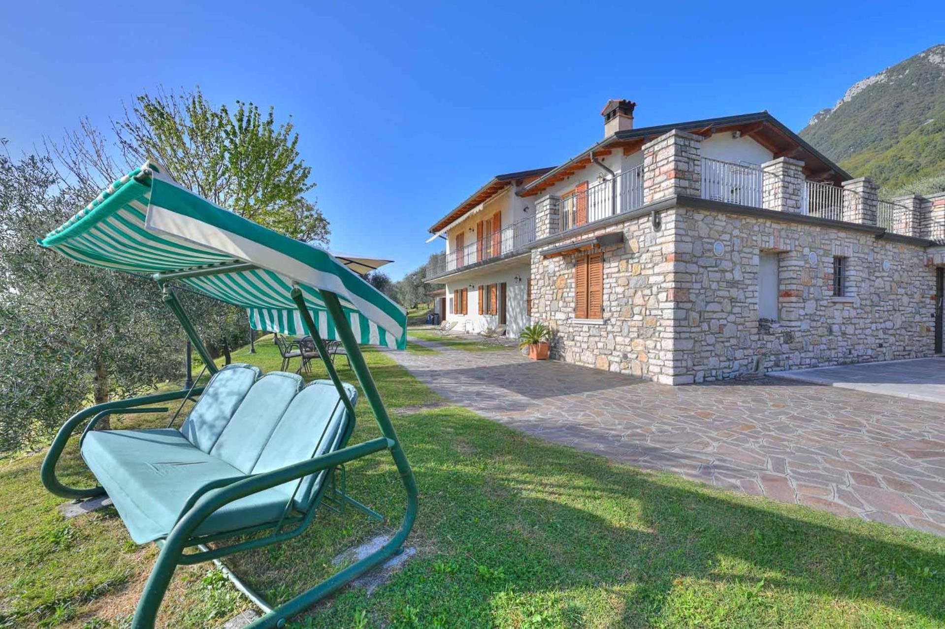 Agriturismo L'Uliveto Gargnano Esterno foto
